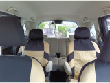 2列目キャプテンシート仕様で、車内の移動(ウォークスルー)もスムーズに行えます。