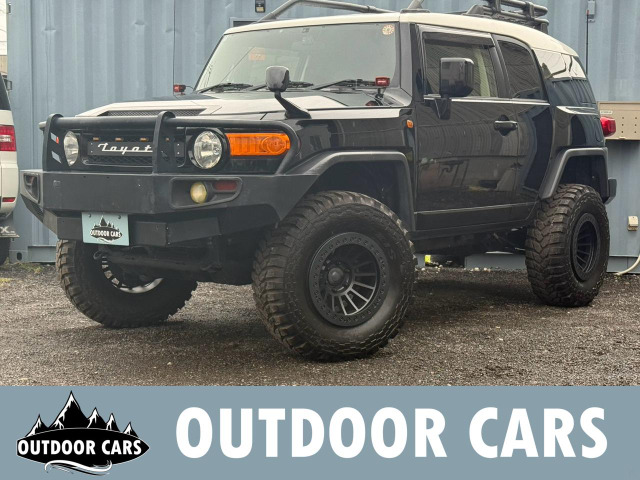 FJクルーザー 4.0 カラーパッケージ 4WD リフトアップ 社外AW ナビ MTタイヤ
