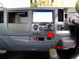 AC PS PW SRS ABS キーレス 左電格ミラー 社外ナビ/フルセグ/DVD/Bluetooth ETC ターボ アイドリングストップ フォグランプ ASR 室内蛍光灯 ハイキャブ