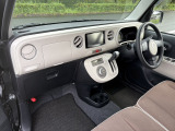 中古車となりますので、在庫車輛につきましては、基本的にご来店頂き現車確認をお願い致します。ご遠方等でご来店が厳しい場合には、オンライン商談(ビデオ通話)も可能です!