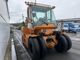 TCM エンジンフォークリフト 最大荷重13.5t 360度カメラ