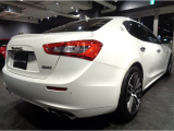 ギブリ ディーゼル 3.0V6ディーゼルターボエンジン8速パ