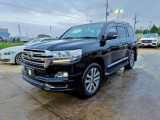 【中古車情報】トヨタ ランドクルーザー200 4.6 ZX 4WD サンルーフ/パワーバックドア/ の中古車詳細（走行距離：1.9万km、カラー：ブラック、販売地域：埼玉県草加市柿木町）