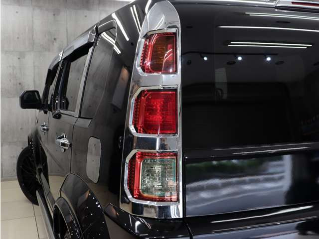 ホンダ クロスロード 1.8 18L Xパッケージ 社外メッキフロントグリル