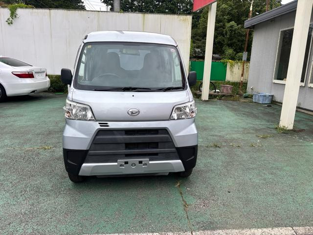 ダイハツ ハイゼットカーゴ 