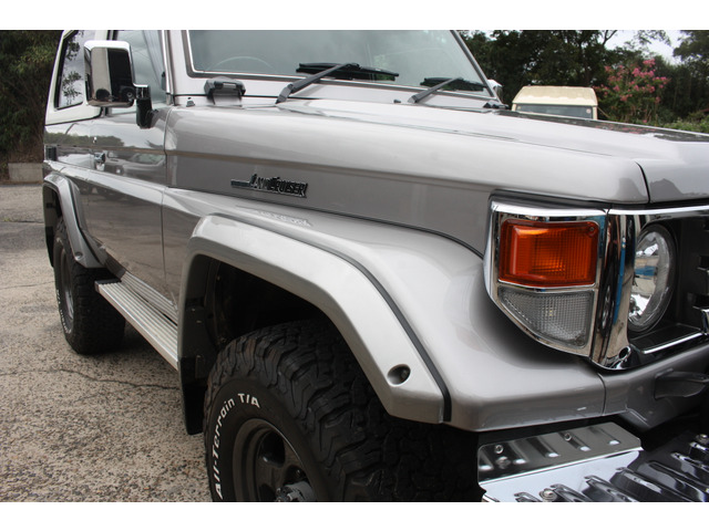 トヨタ ランドクルーザー70 4.2 ZX FRPトップ ディーゼル 4WD の中古車