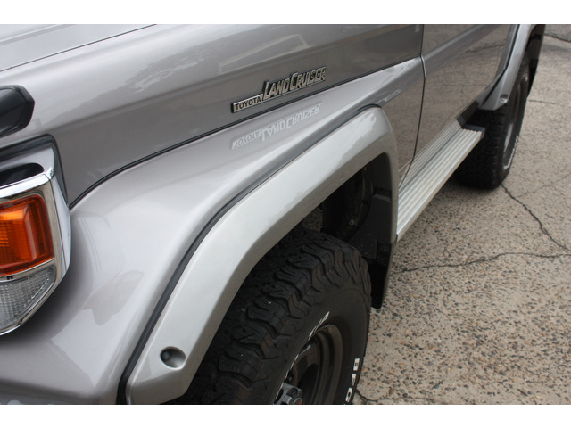 トヨタ ランドクルーザー70 4.2 ZX FRPトップ ディーゼル 4WD の中古車