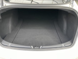 トランク広々してます!お問い合わせはTEL06-6430-1230 E-mail cars_genesis2007@yahoo.co.jpまで!!☆