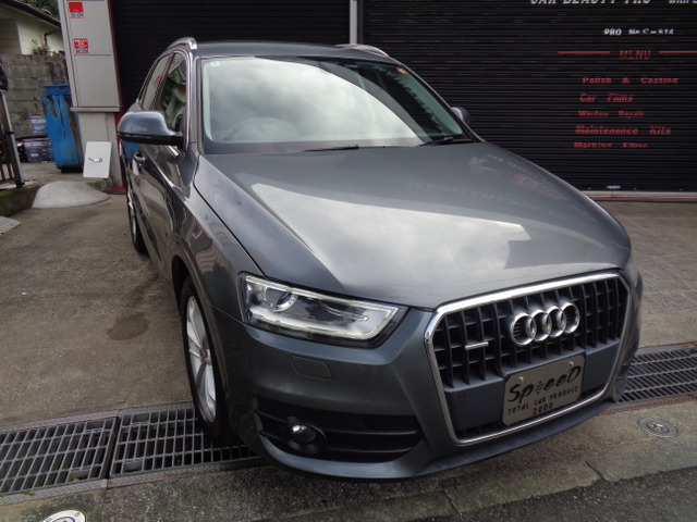 アウディ Q3 