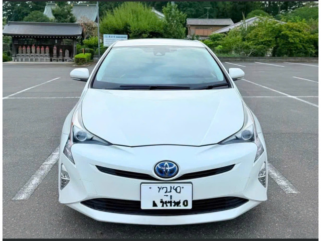 トヨタ プリウス 