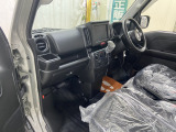 【展示車両について】 低価格を実現するため、微細な傷などは修理せずに展示している場合がございます。できるだけご説明させて頂くようにしておりますが、ご不安な方はスタッフまでお尋ねください。