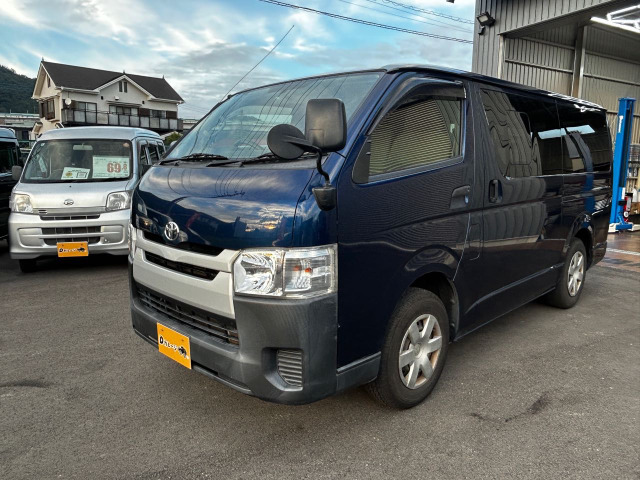トヨタ ハイエースバン 