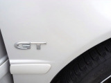 唯一誇らしげに存在感を示すGTのエンブレムです。エンブレムチューンの偽のGTとは違いトヨタDOHCエンジン搭載の本物GTです。名ばかりのGTは道をあける この言葉が似合う、大人のお車です
