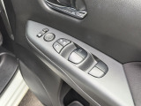 【運転席 窓操作部】