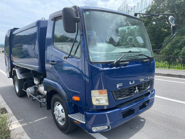 ファイター 塵芥車 ダンプ式・回転式パッカー/走行少ない