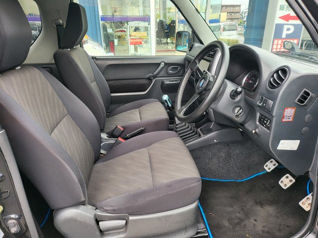 スズキ ジムニー XC 4WD 5速MT ターボ の中古車詳細 (69,000km