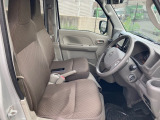 AT   AC   PS   PW(フロントのみ)  ABS  エアバッグ  87,060km