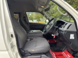 買ったばかりの愛車、ずっときれいにしていたいですよね!ご購入いただいたお車を綺麗な状態に保てるよう、コーティングなどのオプションもご用意しております。詳しくは店舗までお問い合わせください♪