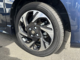 弊社ではタイヤやホイールなど新品から中古まで多数お取扱いをしております。仕様変更やタイヤ交換などご希望がございましたら一度ご相談下さい。