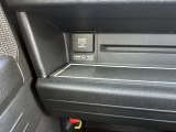 充電用USBジャック(急速充電対応タイプ2個付)