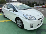 プリウス 1.8 S ワンオーナー/禁煙車/ナビ/バックカメラ