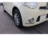 アイドリングストップ装備で燃費の良いお車です。