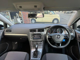 ゴルフ TSI トレンドライン ブルーモーション テクノロジー Bluetooth 革巻ステアリング