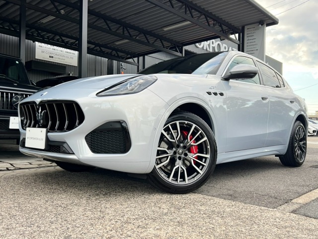 グレカーレ GT 4WD 正規ディーラー車 パノラマサンルーフ