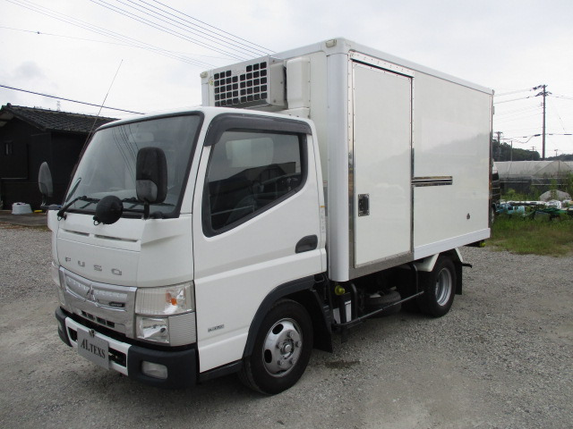 キャンター  H30年キャンター10尺冷蔵冷凍車車検付