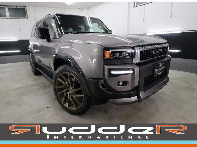 ランドクルーザー250 2.7 VX 4WD 3眼ヘッド 鍛造22AW 一文字テール