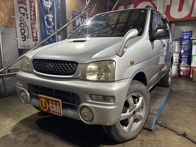 テリオスキッド エアロダウン 4WD 
