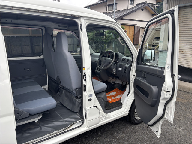 ダイハツ ハイゼットカーゴ デラックス ハイルーフ 4WD 車検令和10年10