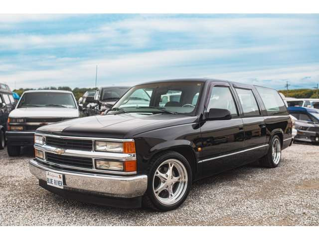シボレー サバーバン 1500 LS 5.7 V8 97年式 新車並行 TBIエンジン の