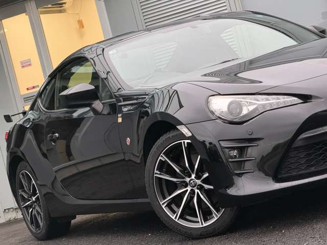 l*5様 トヨタ 黒 車両 前後損傷あり *日本語が理解出来ない方は購入しないで トヨタ 86 2.0 GT 後期/LEDヘッド/クルーズコントロール の中古車詳細