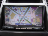 純正メモリーナビは7インチタッチパネル。