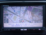 カロッツェリア製メモリーナビは7インチタッチパネル。