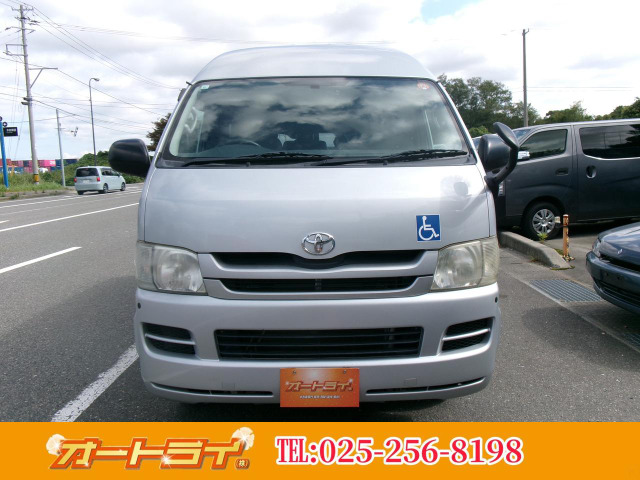 トヨタ ハイエースバン 