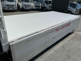 リヤ床面地上高約100cm!