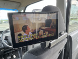 後部座席にもモニター付いています。 ※どこまで映るかは動作未確認です。