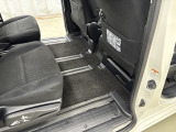 【試乗OK】お車の移動や手続きなどございますので、ご希望の際はご来店日時を前日までにご連絡ください。ナンバープレートの無い車の公道での試乗は、スタッフの運転となります。場内試乗は可能です。