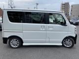 自動車保険もご相談ください。当店は三井住友海上、あいおいニッセイ同和損保の代理店です。保険担当が万一の際は連携を取って迅速にご対応致します。代車・レンタカーもご用意できますのでご安心ください。