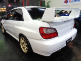 WRC仕様フルエアロ&前後ブリスターフェンダー&カーボンWRCライト&PRODRIVEアルミ&STI260kmメーター&DEFI3連メーター&ルーフベンチレーター&セキュリティ他ドレスアップ仕様