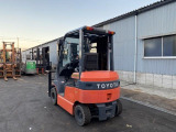 トヨタL&F 電動フォークリフト 17170