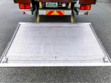 新明和製跳上げパワーゲート