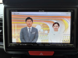 TVナビ、CD/DVD,Bluetoothオーディオなど多機能なデッキ付き!