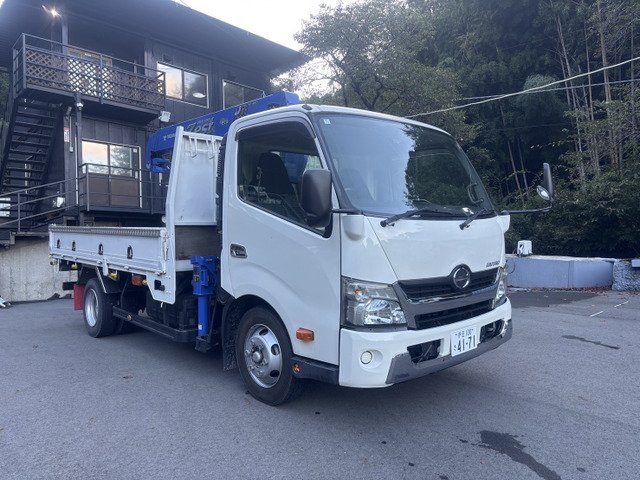 デュトロ  4段クレーン車 ラジコン付き