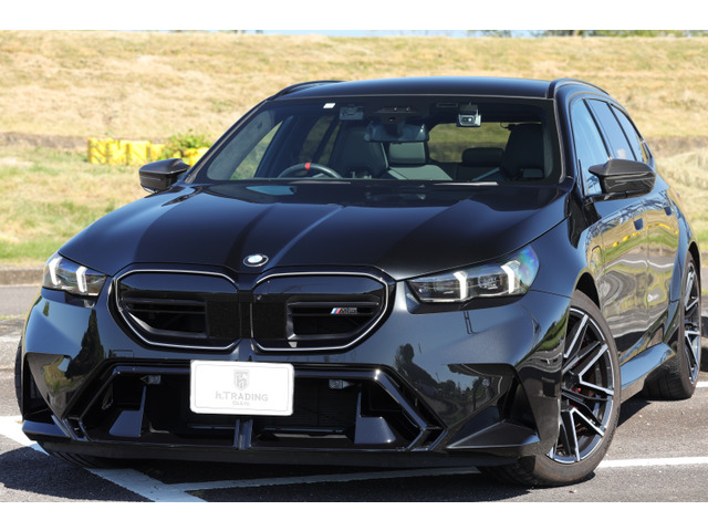 M5ツーリング 4.4 PHEV 4WD 新車保証/システム合計727ps