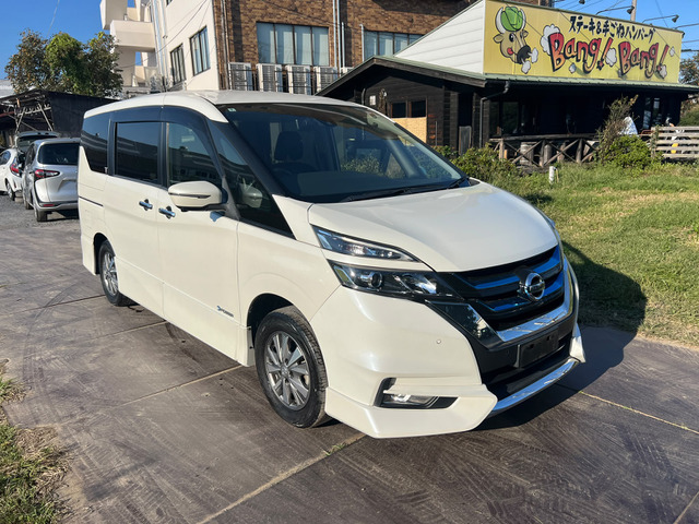 日産 セレナ 