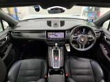 マカン GTS PDK 4WD 当社管理車輌 キャララホワイトメタリック