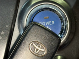 【スマートキー】 車内へのアクセス楽々、今や必須アイテムの「スマートキー」には、キー複製防止「イモビライザー」まで備わっております。